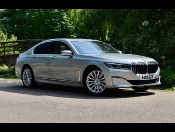 (19) - 3.0 745e 12kWh Auto Euro 6 (s/s) 4dr