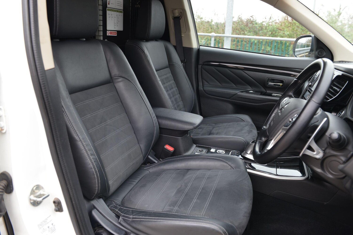 Used Mitsubishi Outlander for sale - 77853152: Photo 11