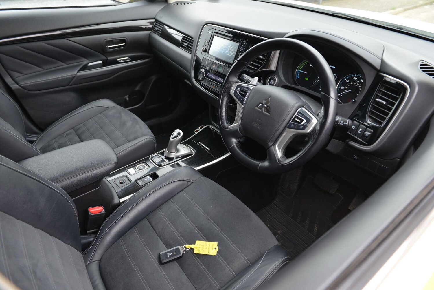 Used Mitsubishi Outlander for sale - 77853152: Photo 12