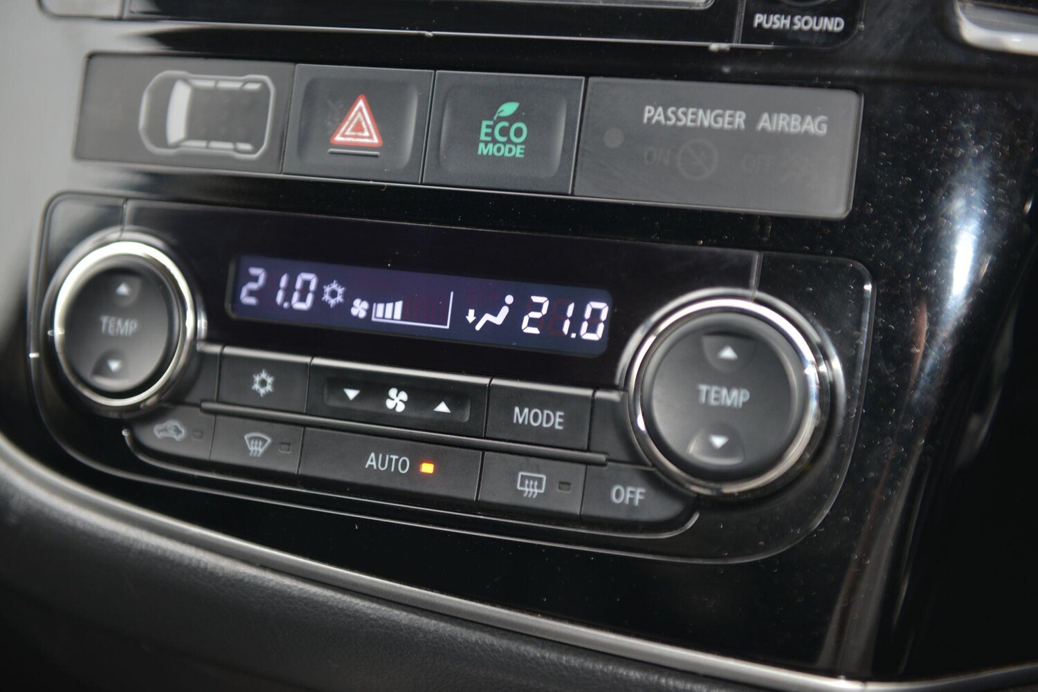 Used Mitsubishi Outlander for sale - 77853152: Photo 21