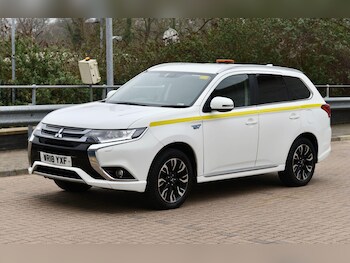 Used Mitsubishi Outlander 2018 for sale - 77853152: Photo