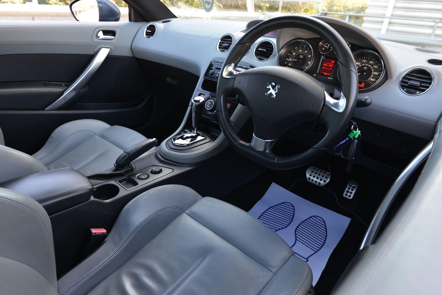 Used Peugeot RCZ 2010 for sale - 78047280: Photo 2