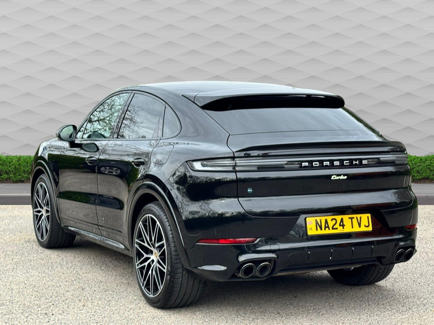 Used Porsche Cayenne 2024 for sale - 78086662: Photo 5