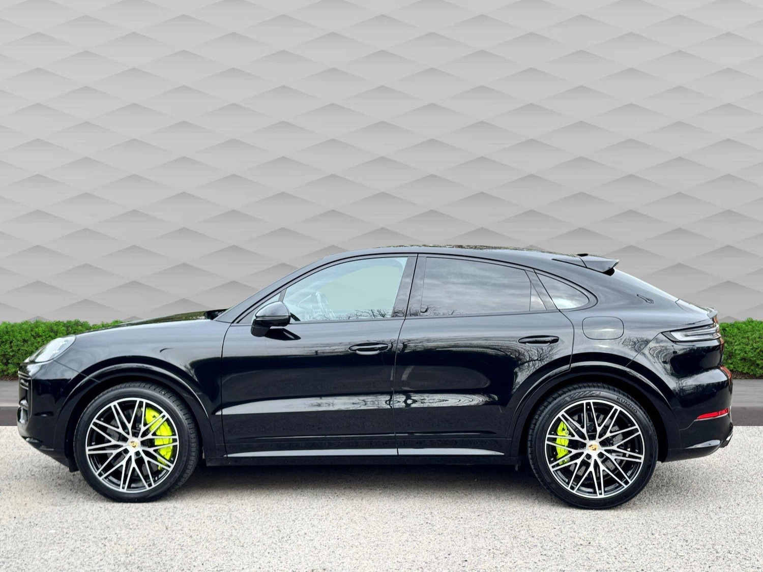 Used Porsche Cayenne 2024 for sale - 78086662: Photo 8