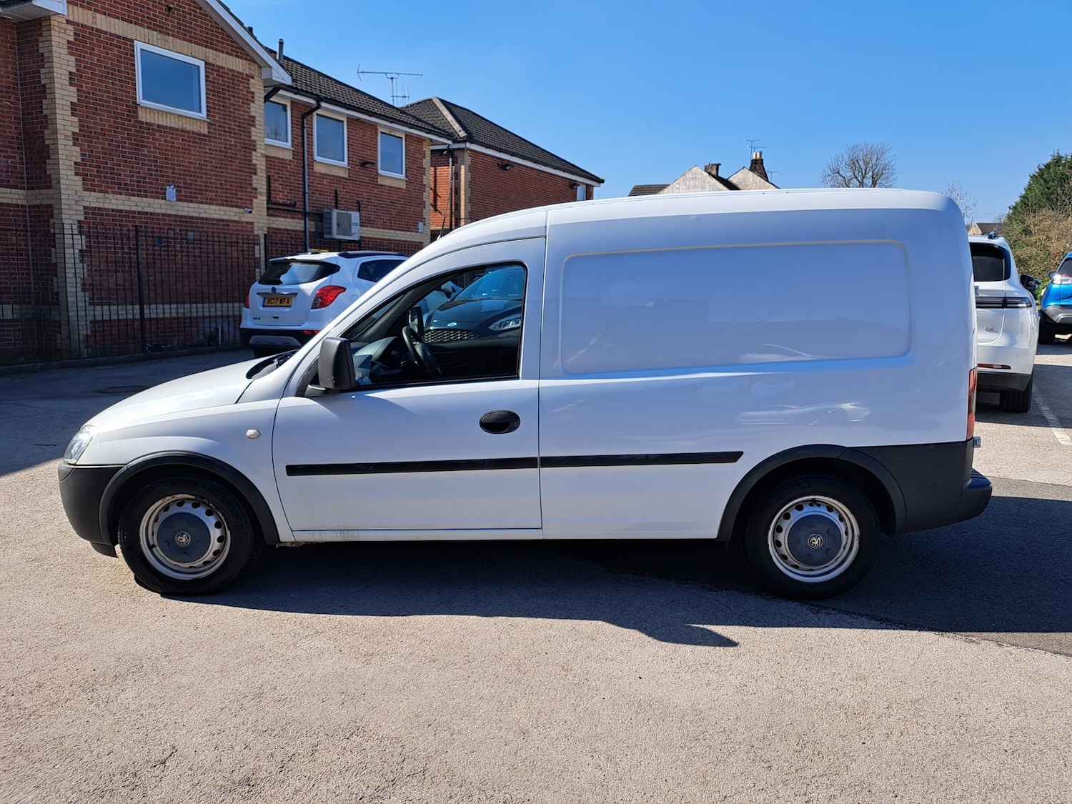 Used Vauxhall Combo 2011 for sale - 78098175: Photo 4