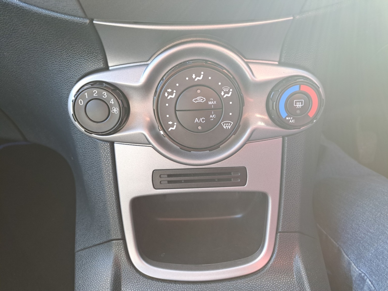 Used Ford Fiesta 2011 for sale - 76794670: Photo 16