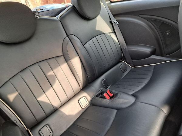 Used MINI Hatch 2011 for sale - 75664395: Photo 15