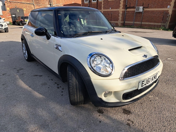 Used MINI Hatch 2011 for sale - 75664395: Photo 1