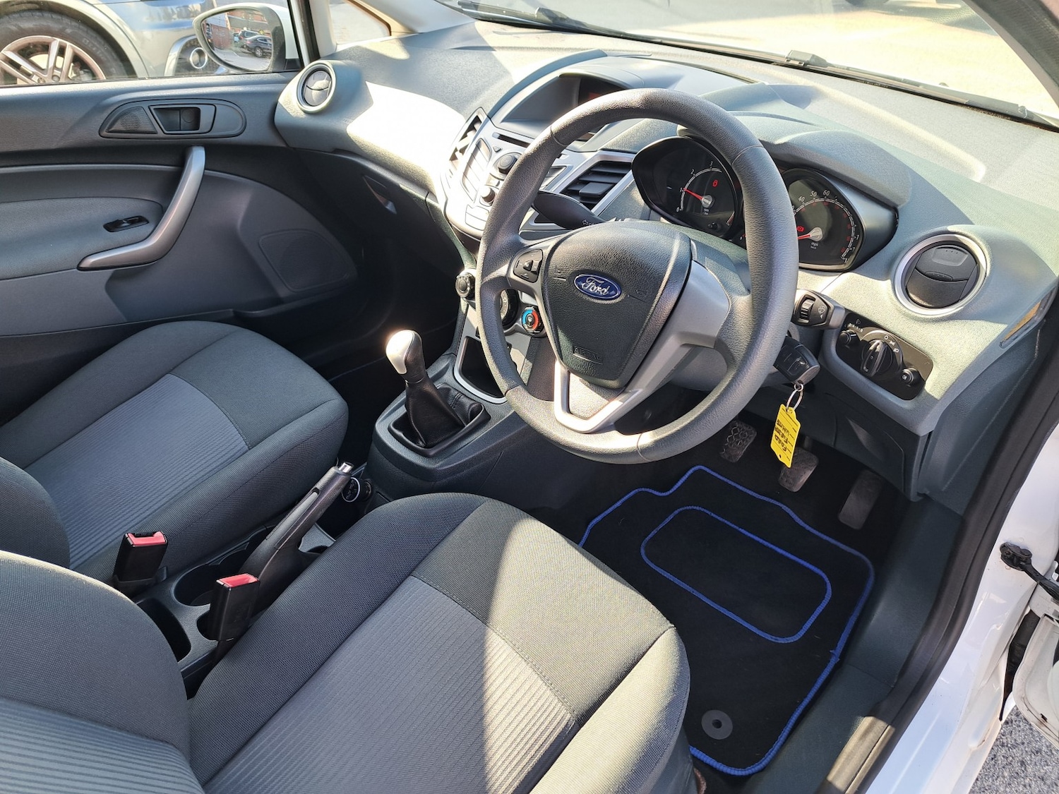 Used Ford Fiesta 2011 for sale - 76666062: Photo 10