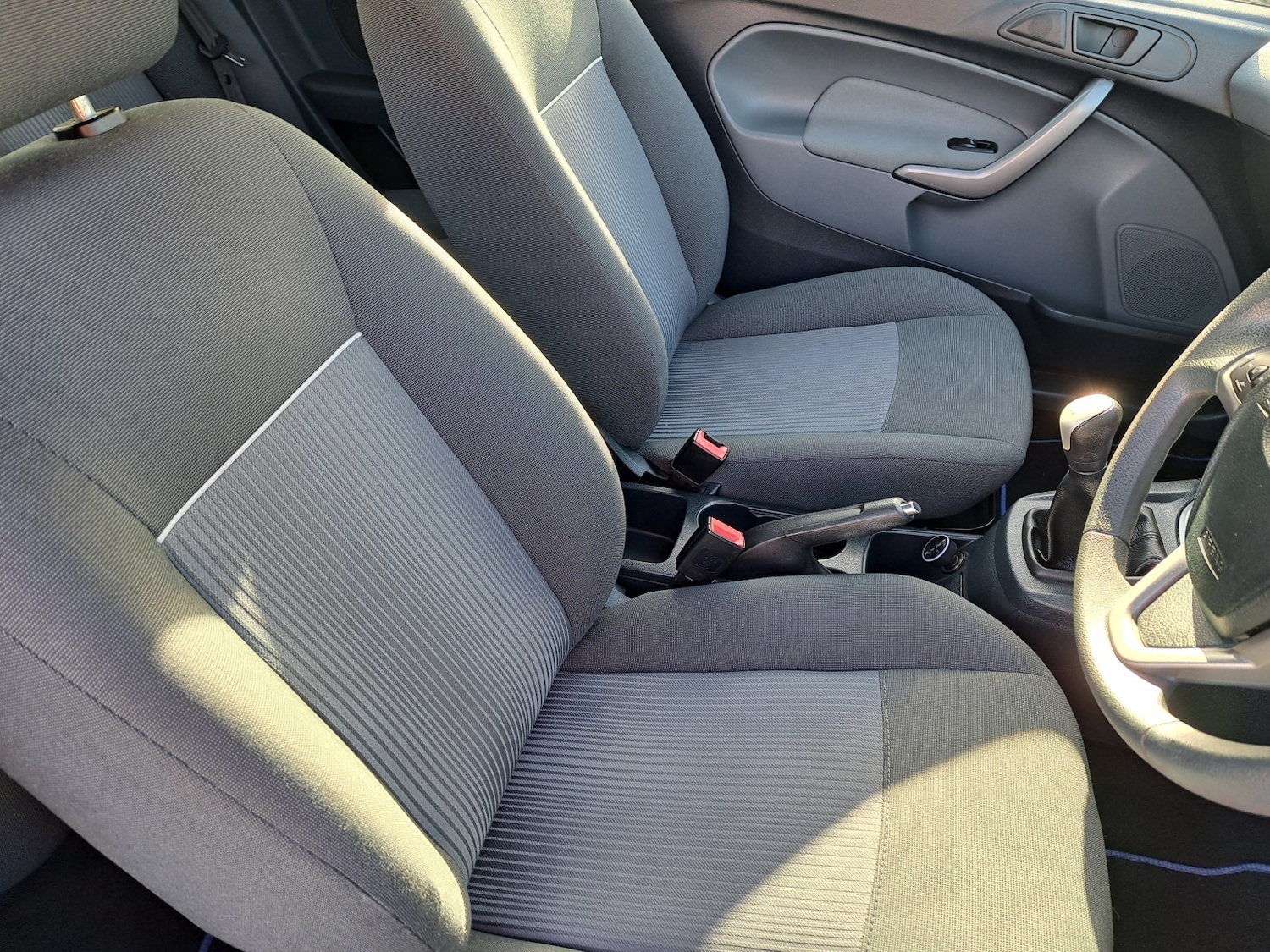 Used Ford Fiesta 2011 for sale - 76666062: Photo 11