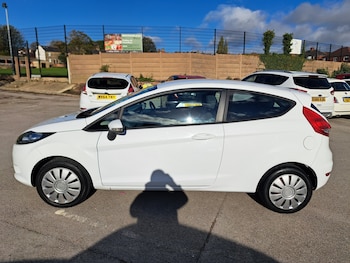 Used Ford Fiesta 2011 for sale - 76666062: Photo