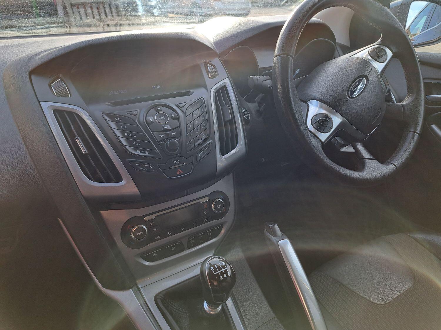 Used Ford Focus 2011 for sale - 76198255: Photo 12