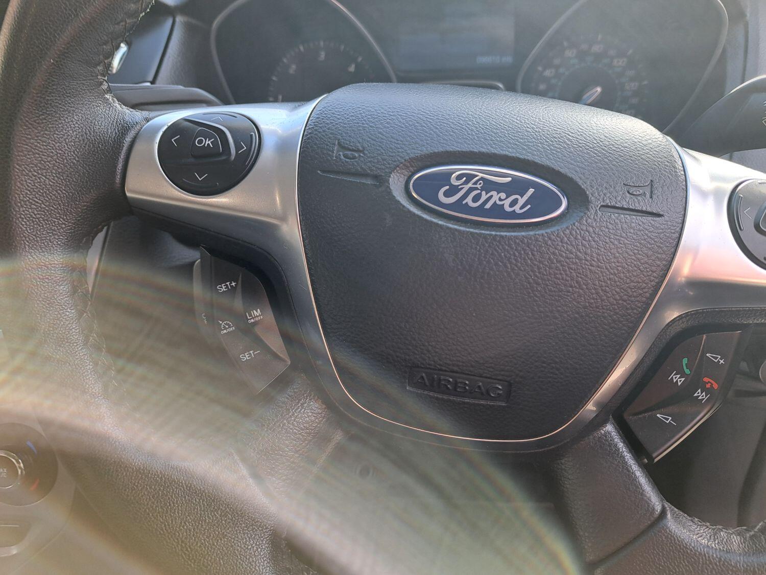 Used Ford Focus 2011 for sale - 76198255: Photo 14