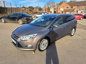 Used Ford Focus 2011 for sale - 76198255: Photo 3