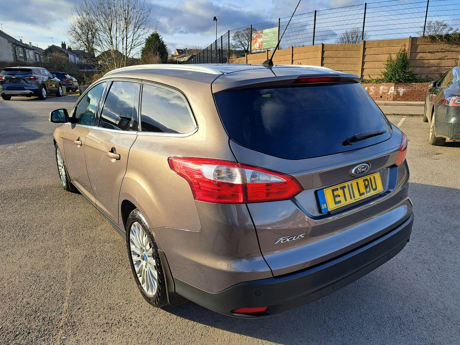 Used Ford Focus 2011 for sale - 76198255: Photo 5