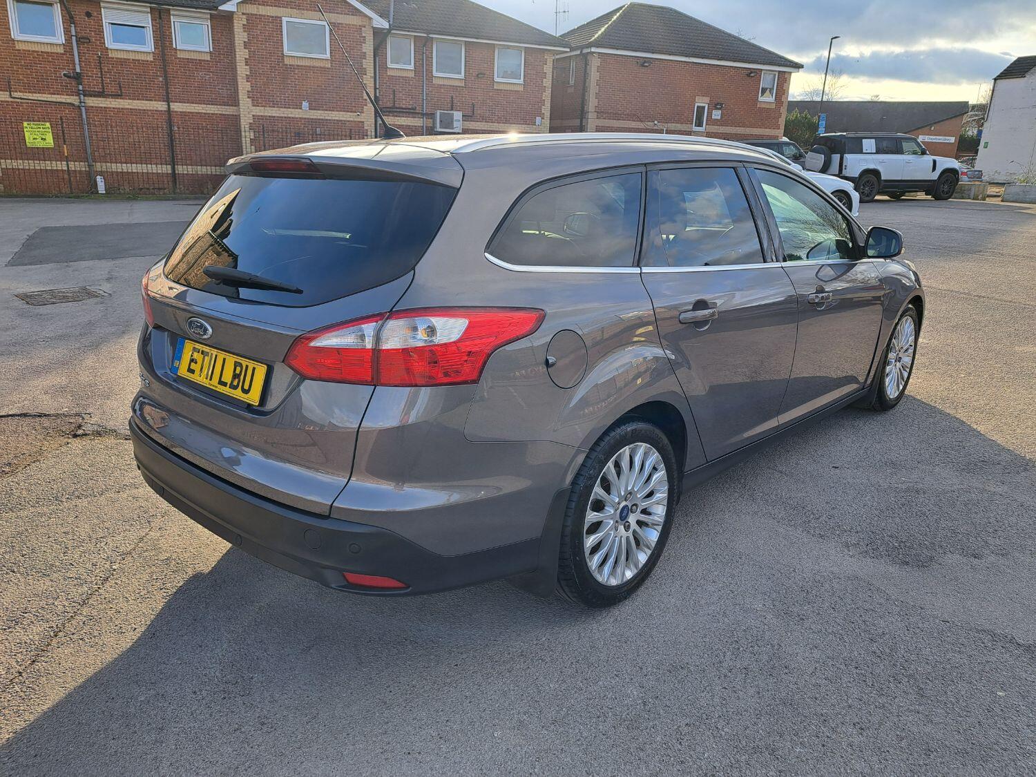 Used Ford Focus 2011 for sale - 76198255: Photo 7