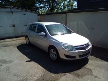 2010 (60) - 1.4i 16V Club 5dr