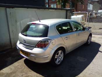 Used Vauxhall Astra 2010 for sale - 74742431: Photo