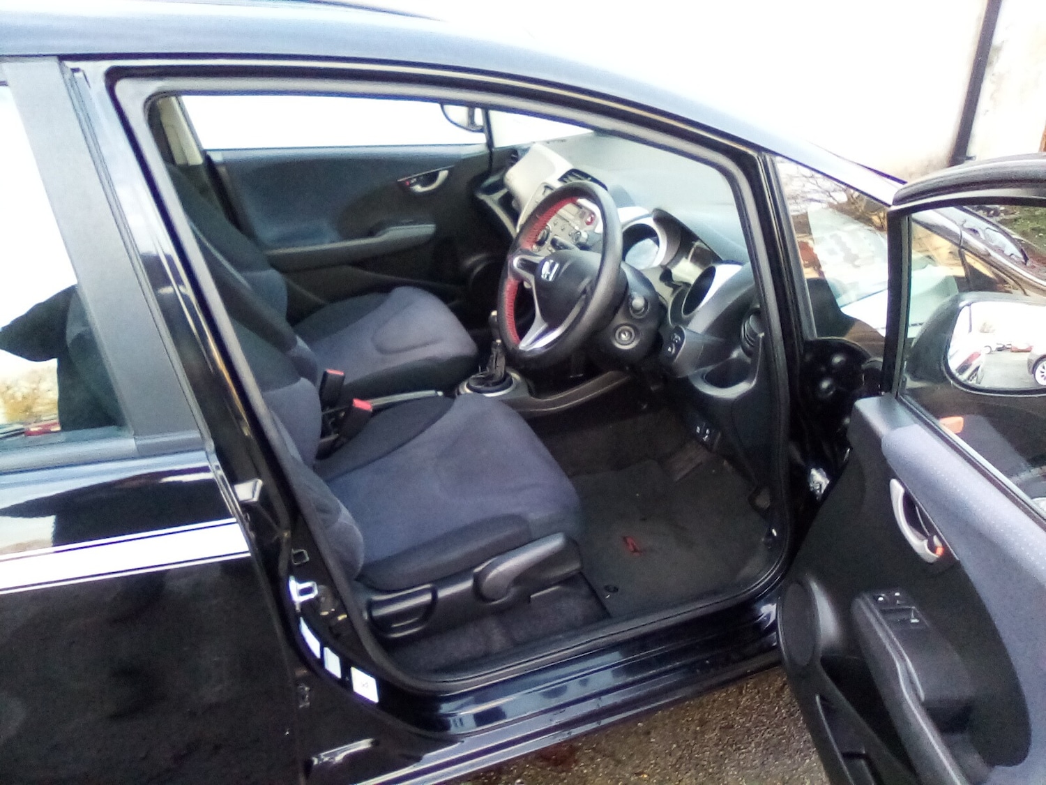 Used Honda Jazz 2010 for sale - 76959882: Photo 3