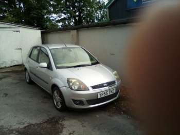 Used Ford Fiesta 2005 for sale - 75315035: Photo