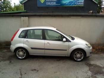 Used Ford Fiesta 2005 for sale - 75315035: Photo