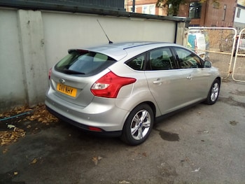 Used Ford Focus 2011 for sale - 75890920: Photo