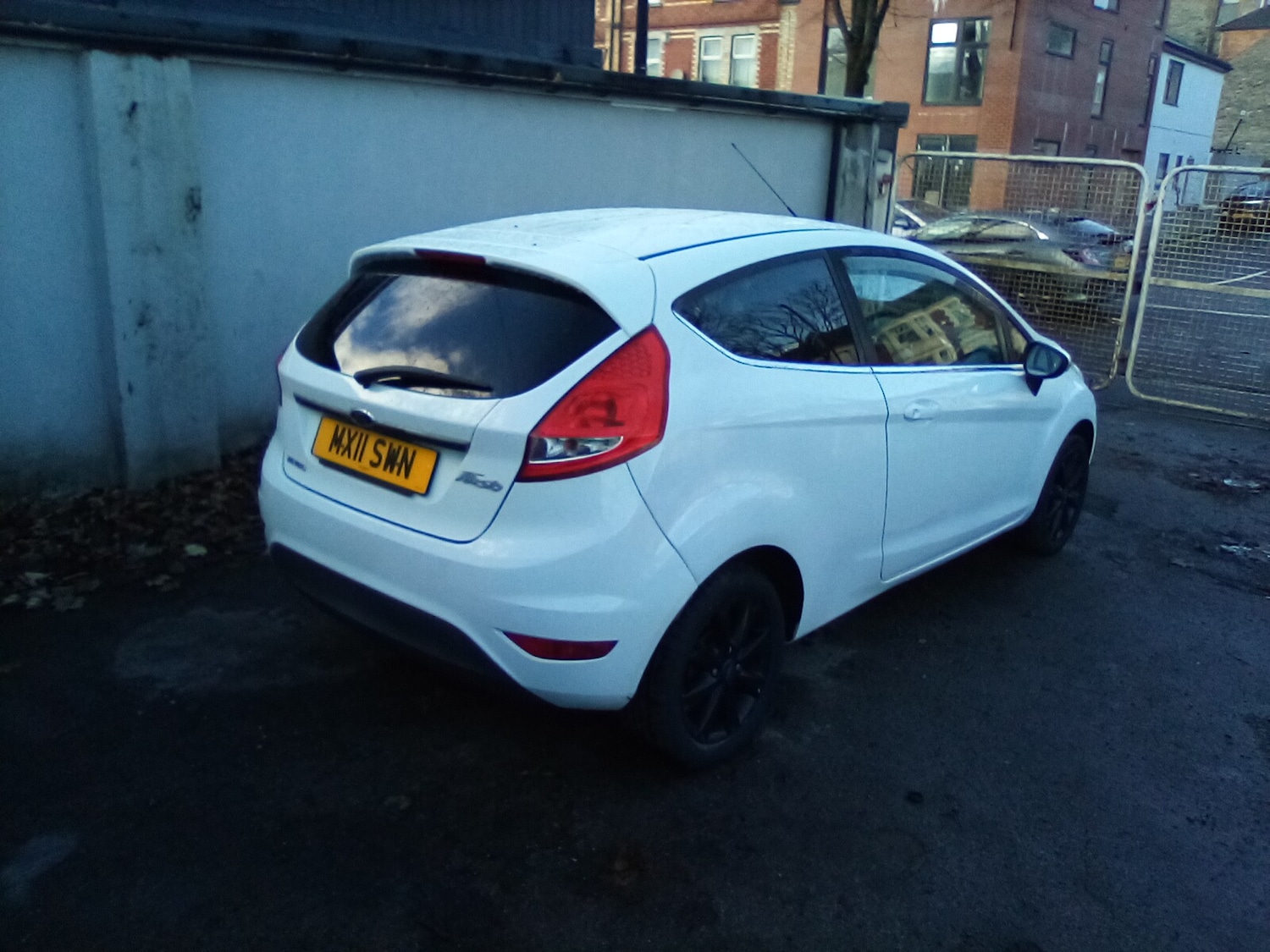 Used Ford Fiesta 2011 for sale - 76682700: Photo 4