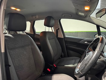 Used Vauxhall Meriva 2015 for sale - 79121461: Photo