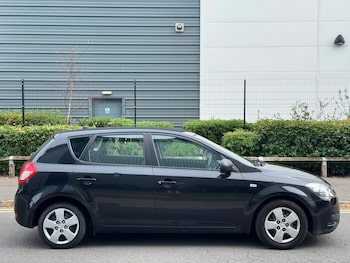 Used Kia Ceed 2009 for sale - 79508193: Photo
