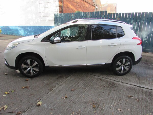 Used Peugeot 2008 2015 for sale - 76124910: Photo 3