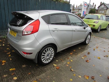 Used Ford Fiesta 2014 for sale - 76332371: Photo