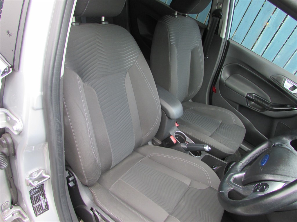 Used Ford Fiesta 2014 for sale - 76332371: Photo 7