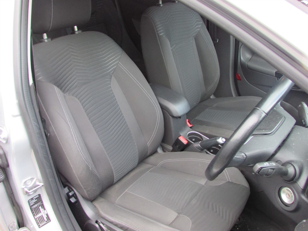 Used Ford Fiesta 2014 for sale - 76332371: Photo 8