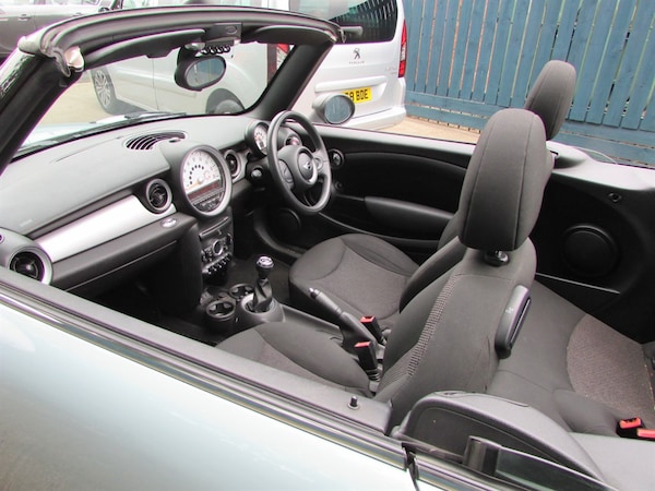 Used MINI Convertible 2014 for sale - 75571447: Photo 6