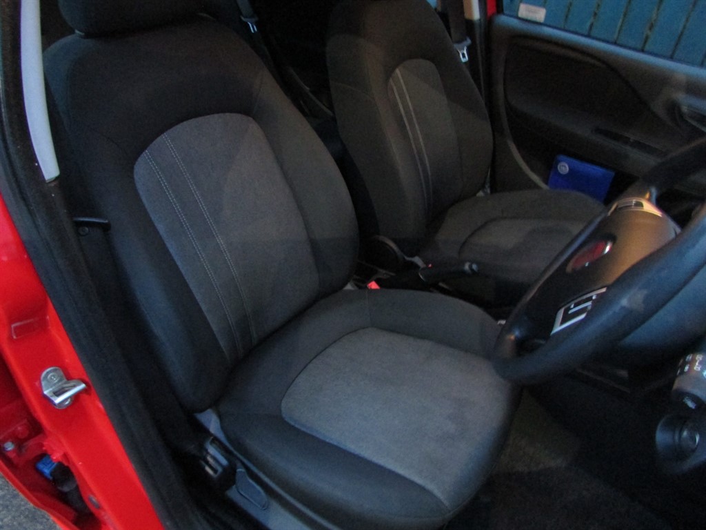 Used Fiat Punto 2017 for sale - 77256636: Photo 13