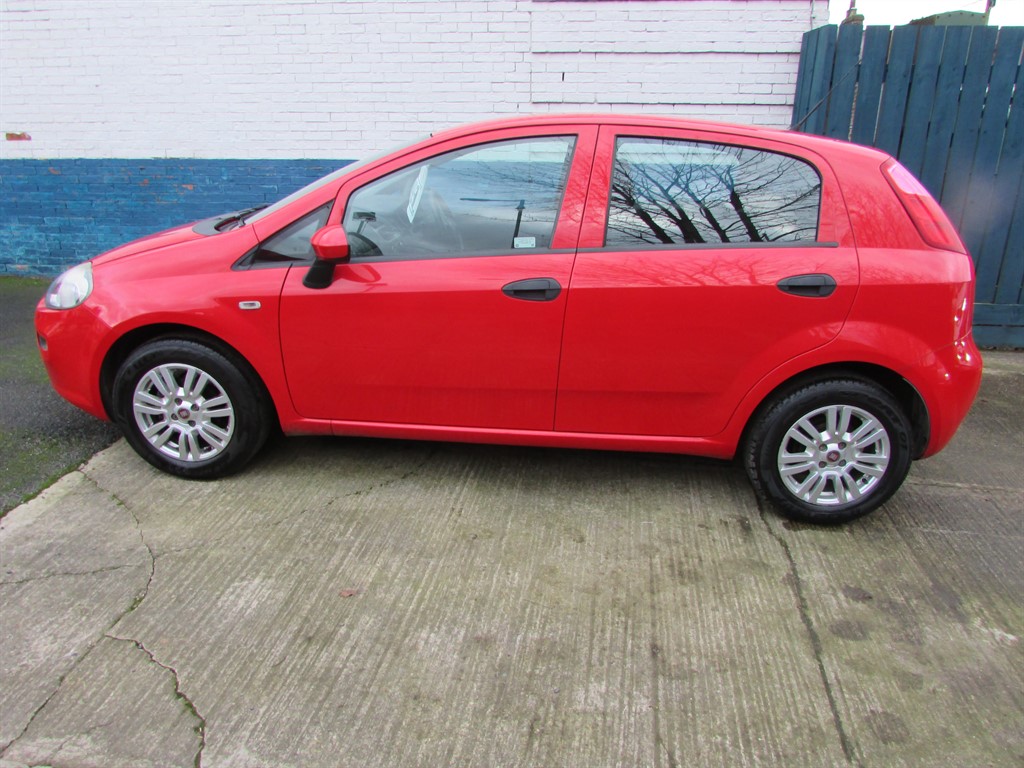 Used Fiat Punto 2017 for sale - 77256636: Photo 8