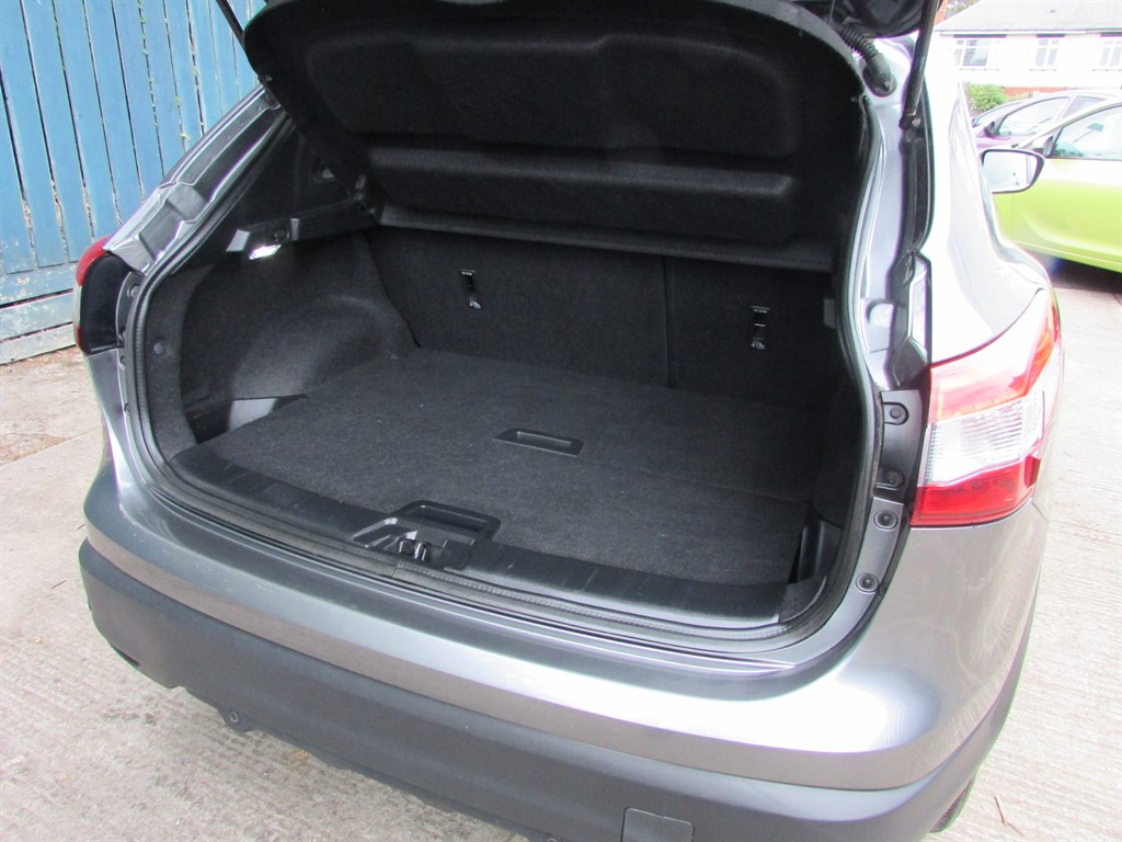 Used Nissan Qashqai 2014 for sale - 76971651: Photo 13