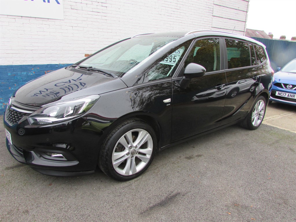 Used Vauxhall Zafira Tourer 2017 for sale - 76366725: Photo 1