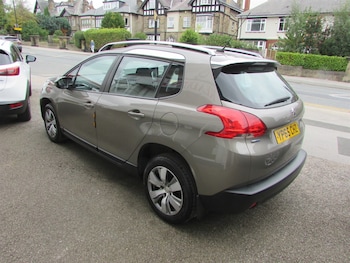 Used Peugeot 2008 2015 for sale - 75584438: Photo