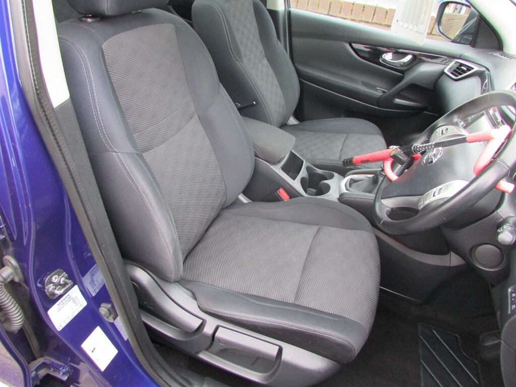 Used Nissan Qashqai 2016 for sale - 76104508: Photo 13