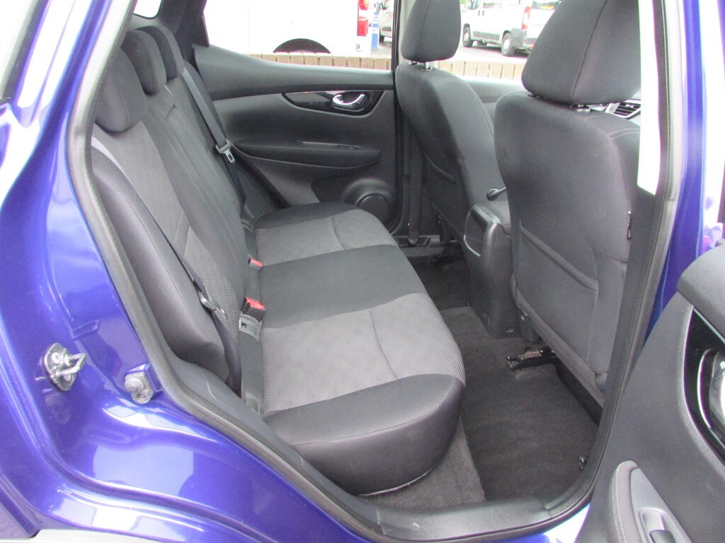 Used Nissan Qashqai 2016 for sale - 76104508: Photo 15