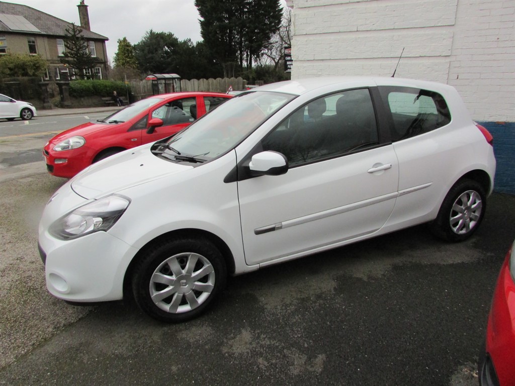 Used Renault Clio 2012 for sale - 77641029: Photo 4