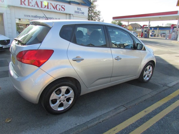 Used Kia Venga 2012 for sale - 76249936: Photo 2
