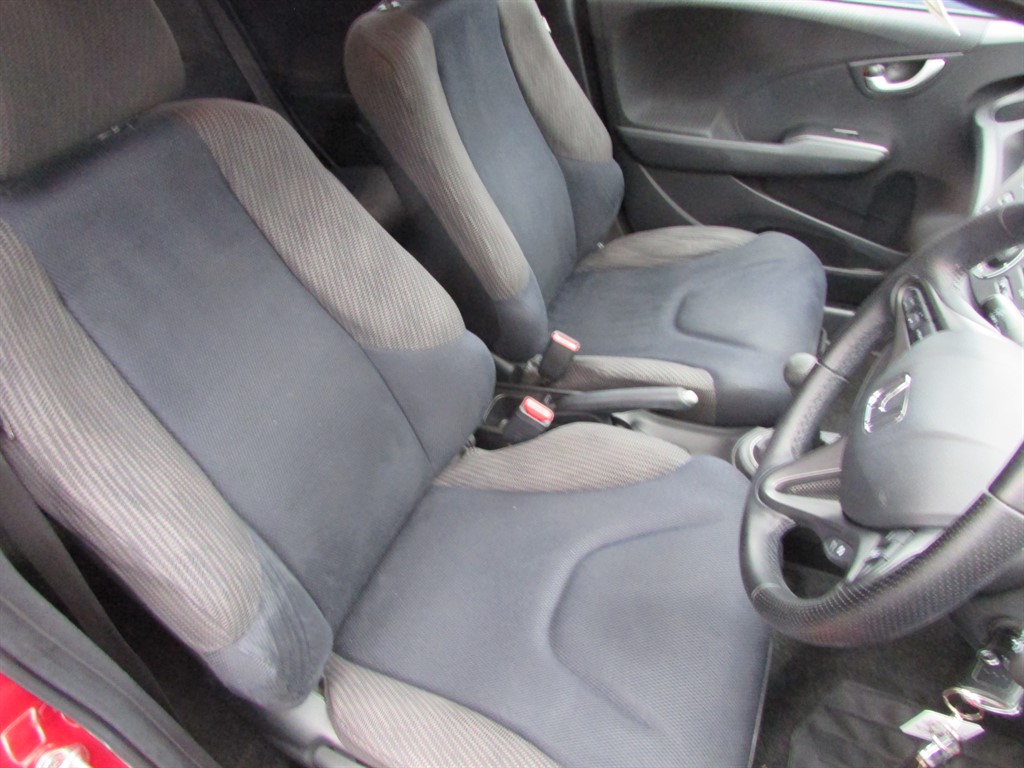 Used Honda Jazz 2015 for sale - 76557094: Photo 10