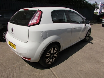 Used Fiat Punto 2013 for sale - 79258562: Photo