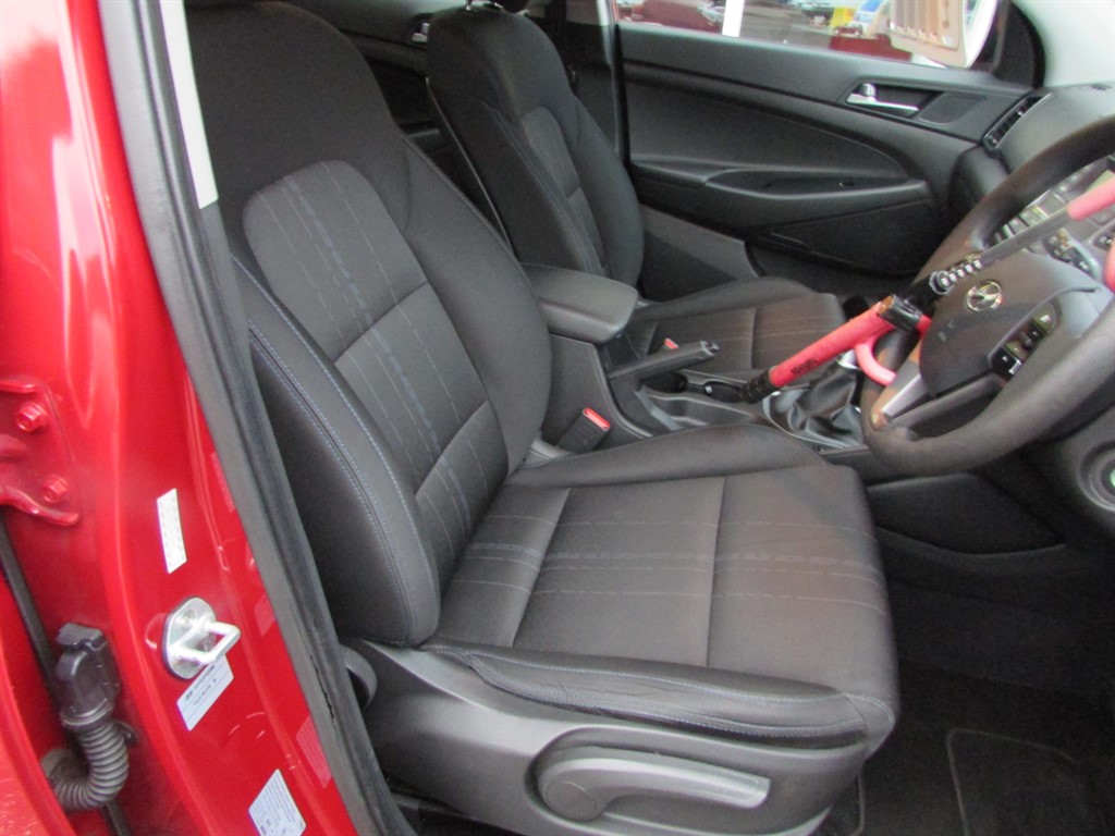 Used Hyundai TUCSON 2017 for sale - 77576748: Photo 8