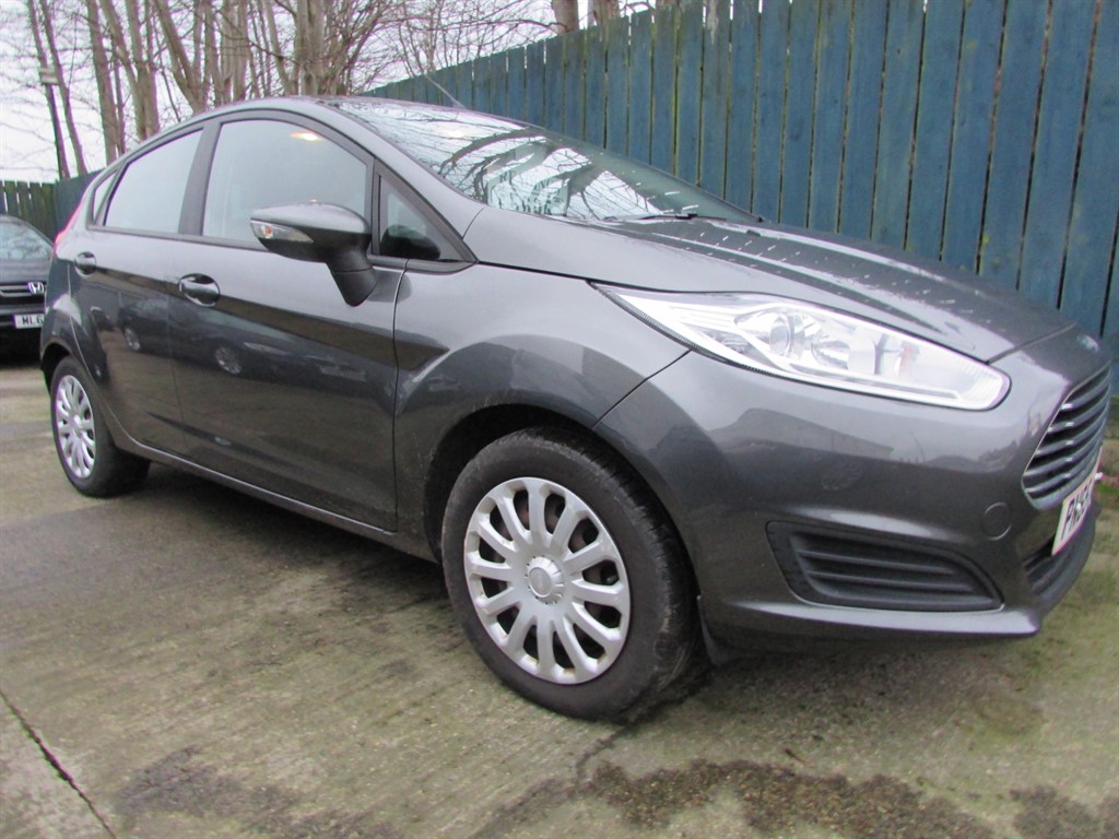 Used Ford Fiesta 2015 for sale - 77414216: Photo 2