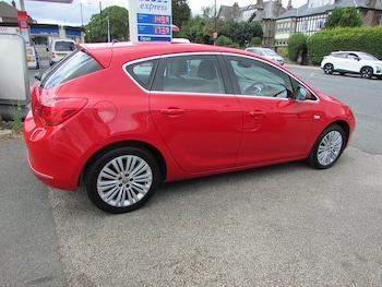 Used Vauxhall Astra 2015 for sale - 79274876: Photo