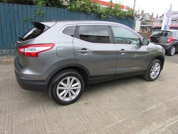 Used Nissan Qashqai 2014 for sale - 75625463: Photo
