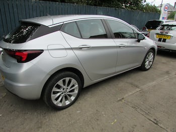 Used Vauxhall Astra 2017 for sale - 79728993: Photo